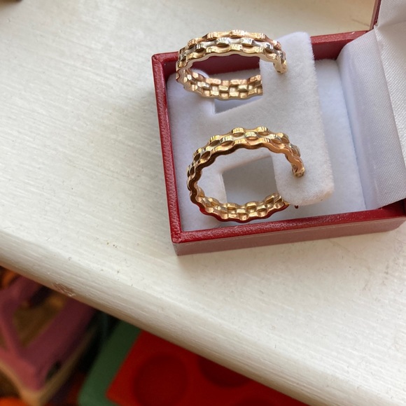 🔴🔵14k “brand new Tri-color hoop earrings. Stunning rose, white, yellow gold - Picture 4 of 6